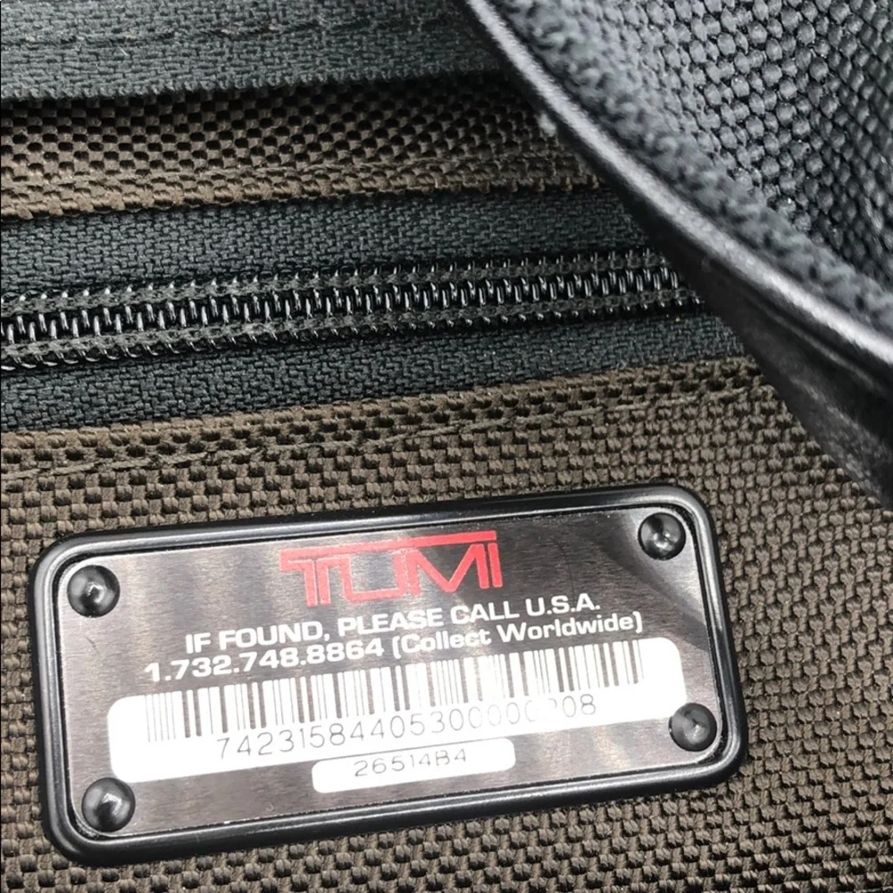 Tumi alpha pass®